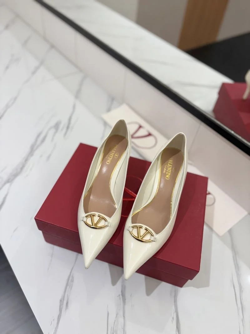 Tailored Valentino Heeled Shoes 36751