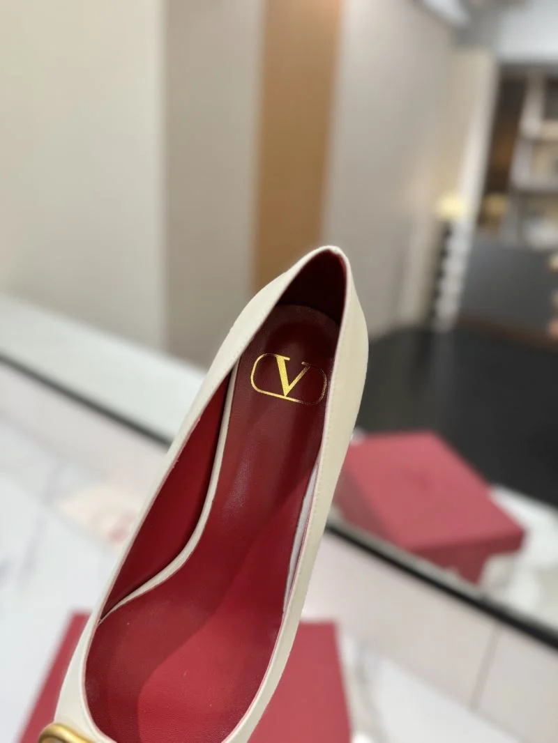 Valentino Heeled Shoes FastDry 36748