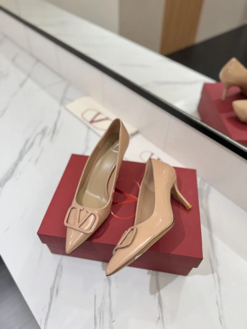 EyeCatching Valentino Heeled Shoes 36737