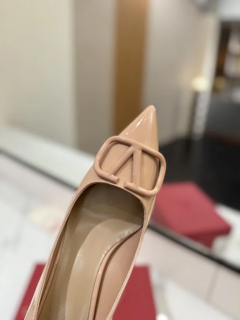EyeCatching Valentino Heeled Shoes 36737