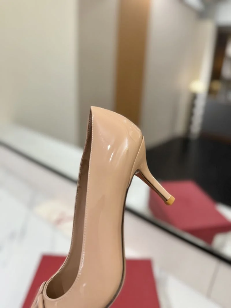 EyeCatching Valentino Heeled Shoes 36737