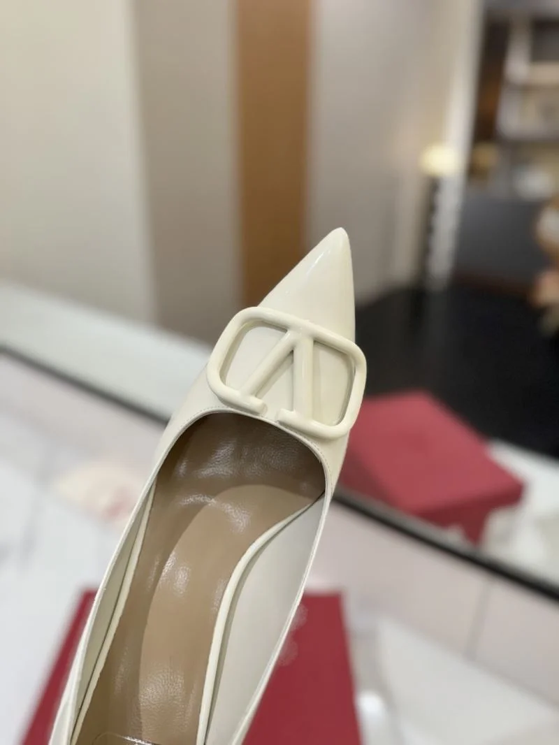 Breathable Valentino Heeled Shoes 36746