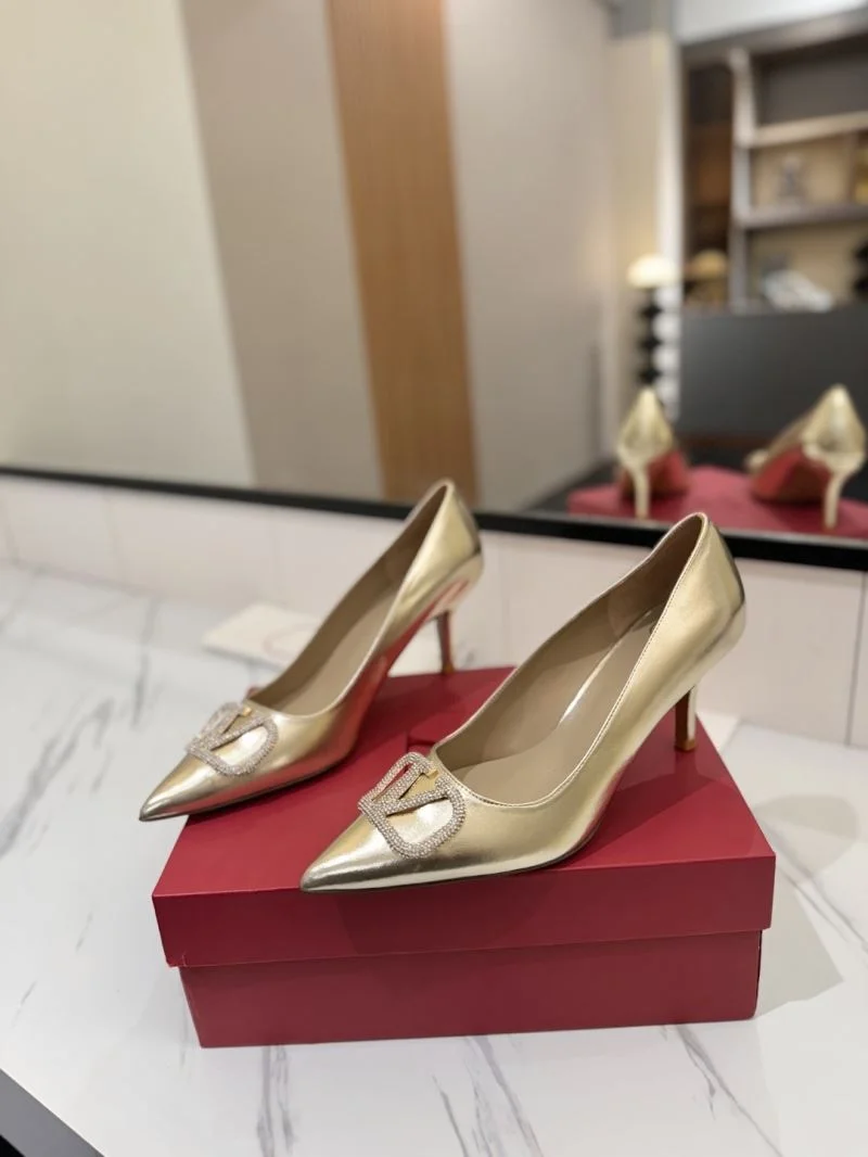 UrbanChic Valentino Heeled Shoes 36753