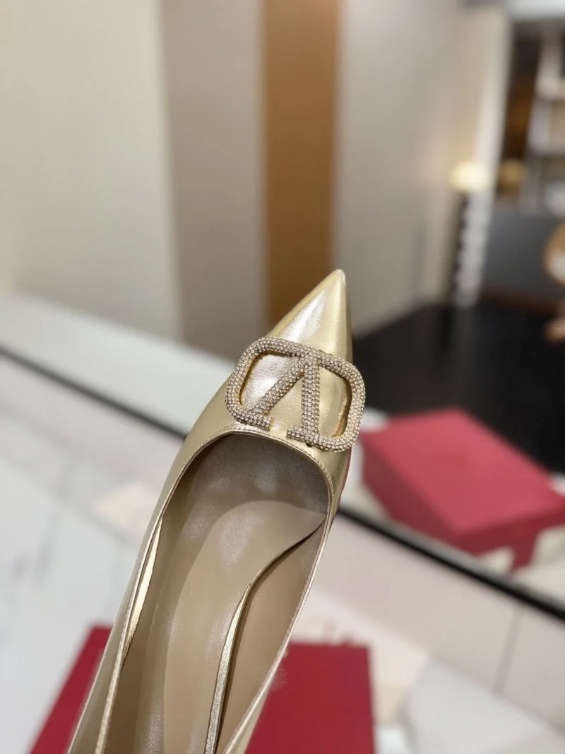 UrbanChic Valentino Heeled Shoes 36753