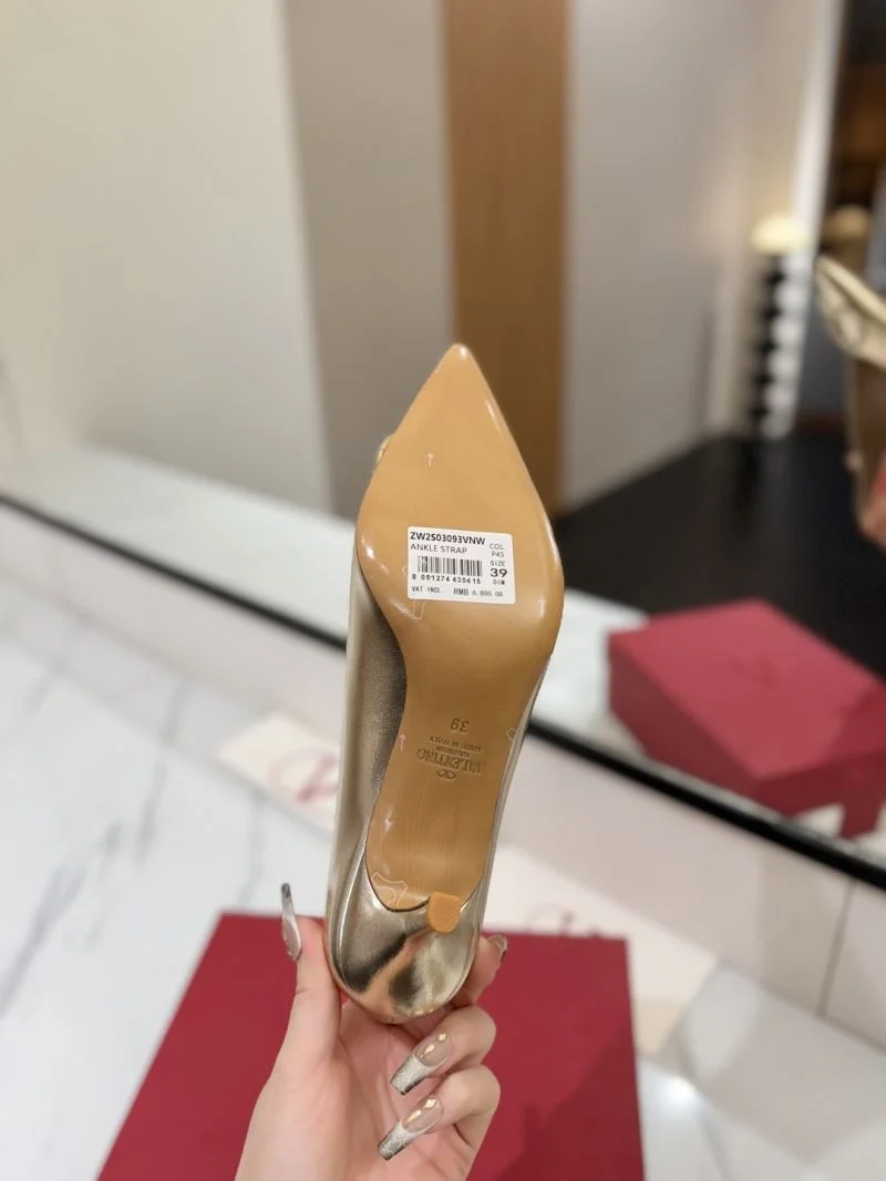 UrbanChic Valentino Heeled Shoes 36753