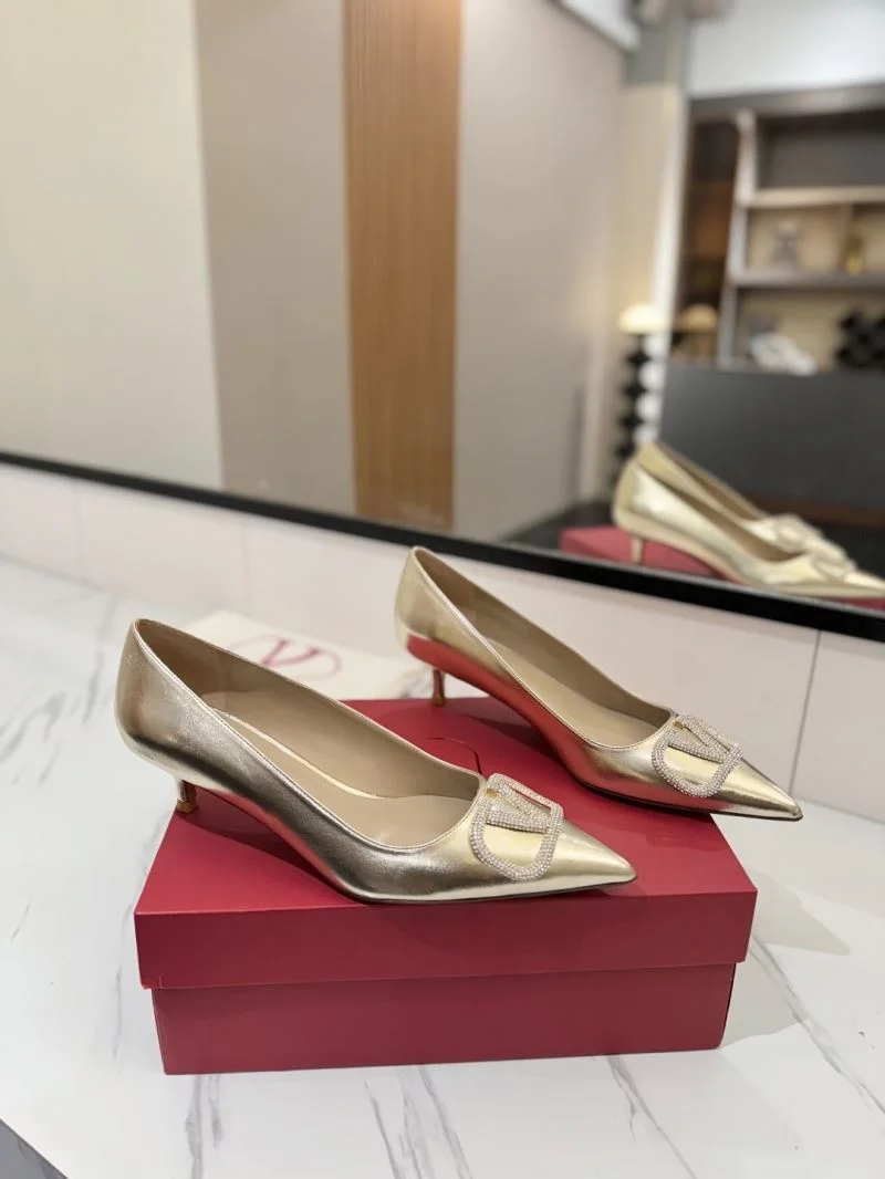 Vibrant Valentino Heeled Shoes 36726