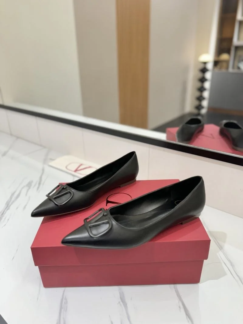 Sleek Valentino Heeled Shoes 36732