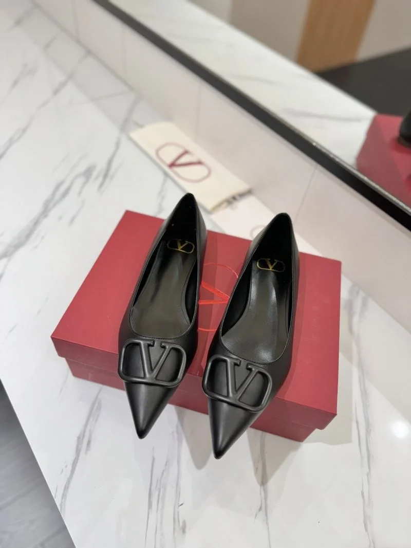 Sleek Valentino Heeled Shoes 36732