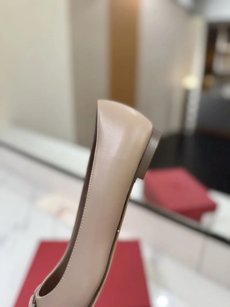 Chic Valentino Heeled Shoes 36727