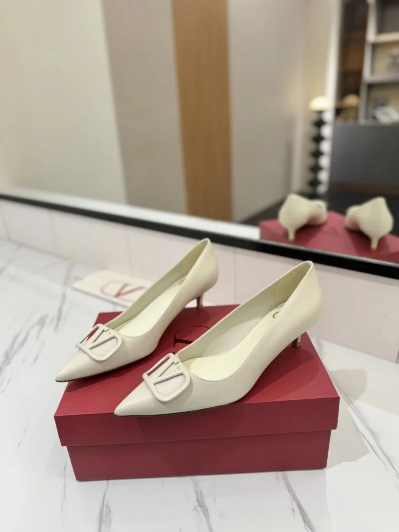 NewStyle Valentino Heeled Shoes 36723