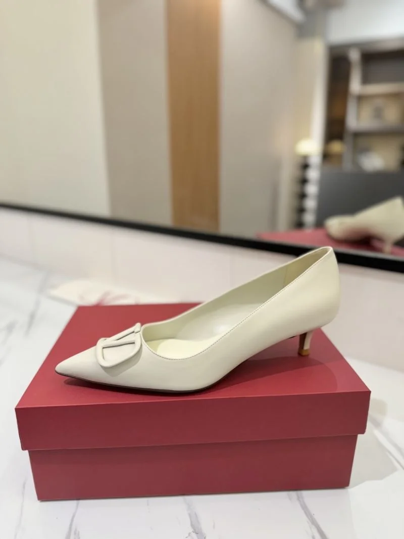 NewStyle Valentino Heeled Shoes 36723