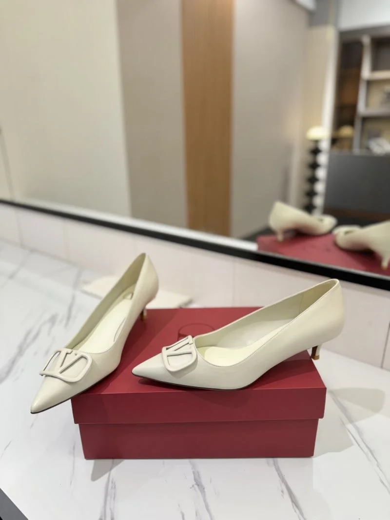 NewStyle Valentino Heeled Shoes 36723