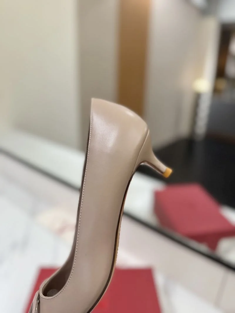 Valentino Heeled Shoes ComfortFit 36719
