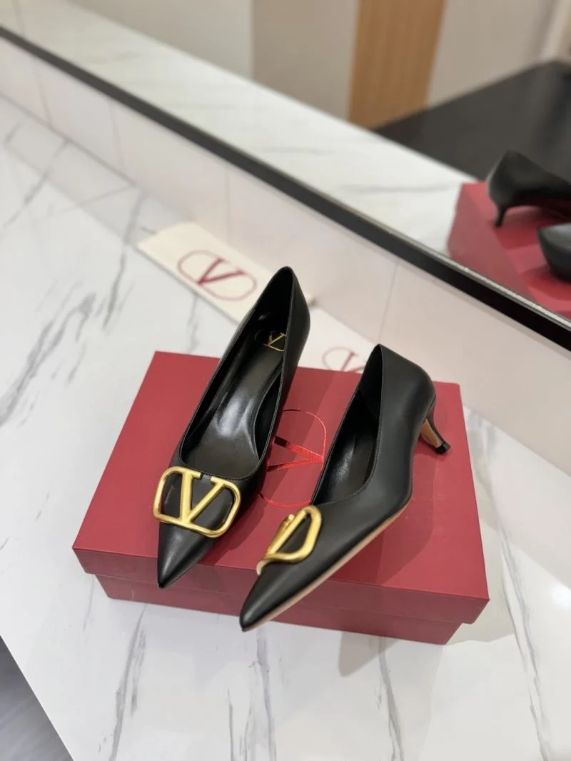MoistureWicking Valentino Heeled Shoes 36718