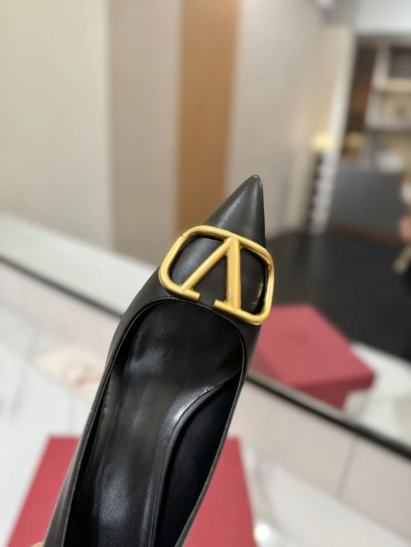 MoistureWicking Valentino Heeled Shoes 36718