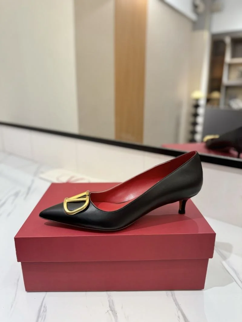 Valentino Heeled Shoes Unisex 36720