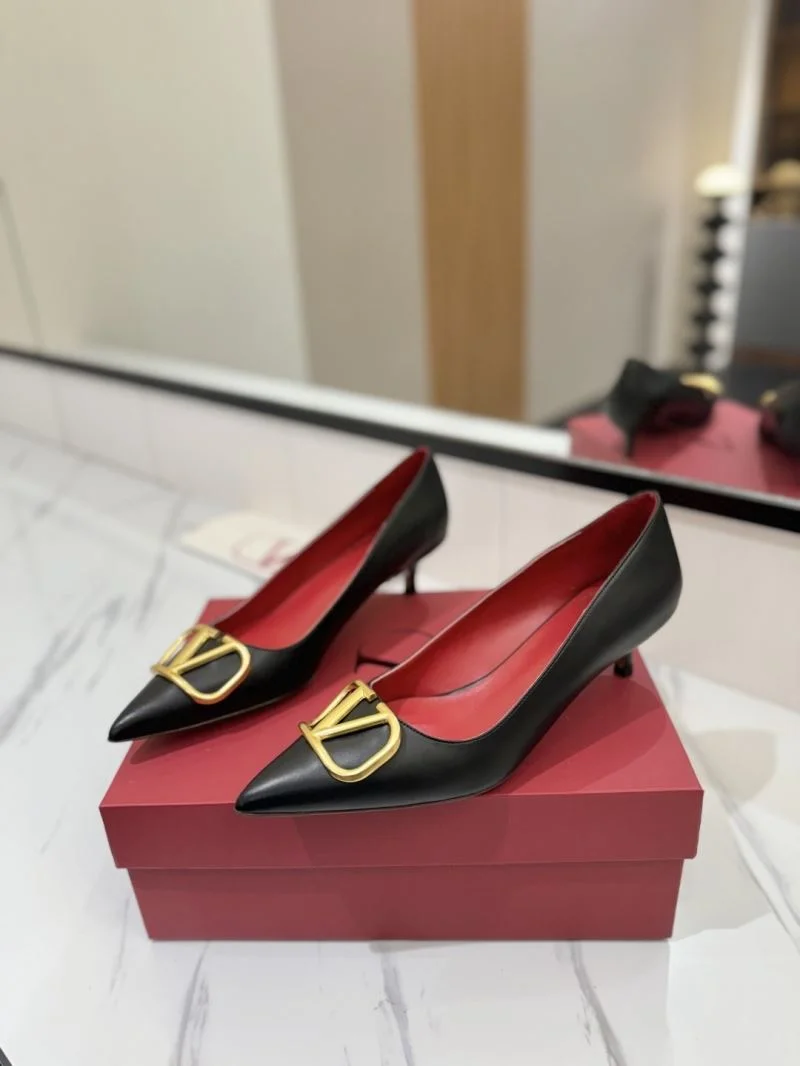 Valentino Heeled Shoes Unisex 36720