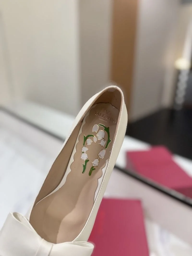 Valentino Heeled Shoes Chic 36715