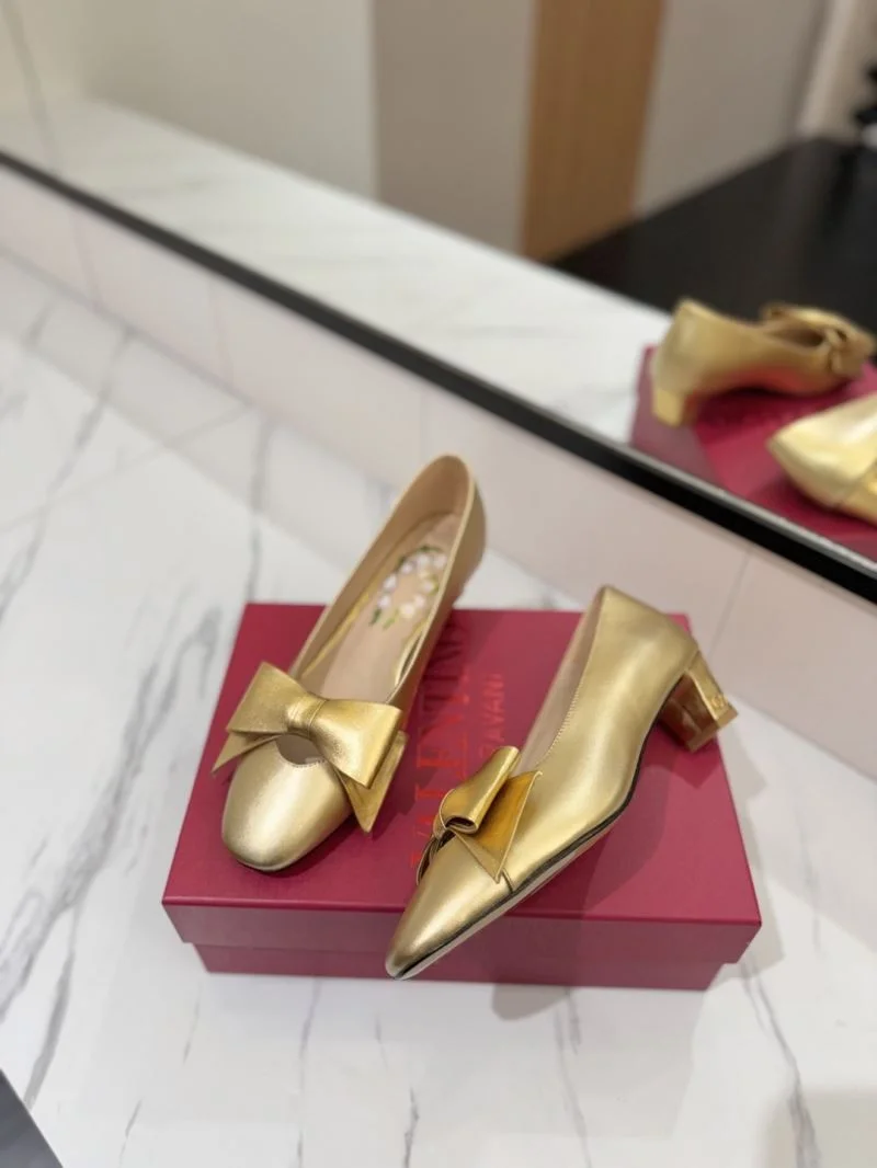Valentino Heeled Shoes Practical 36698