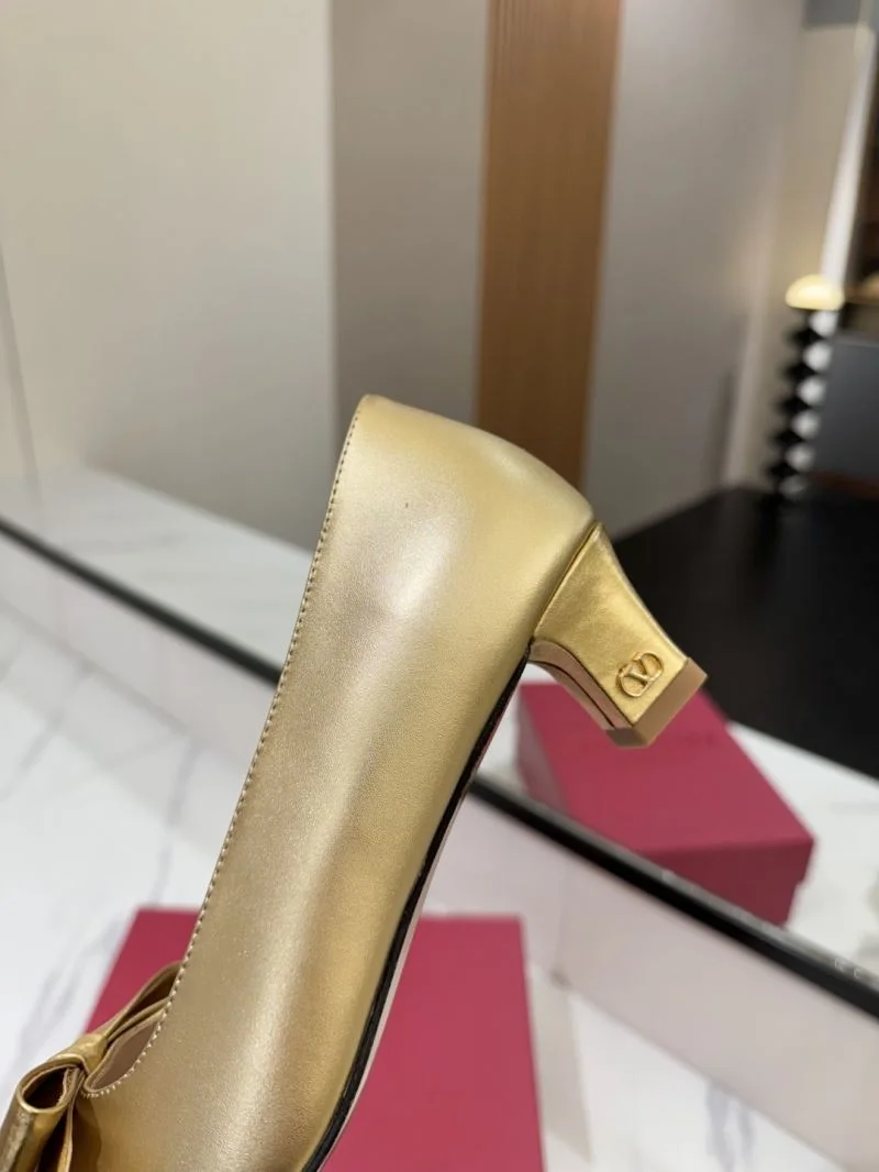 Valentino Heeled Shoes Practical 36698