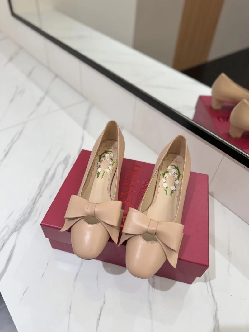 Bold Valentino Heeled Shoes 36713