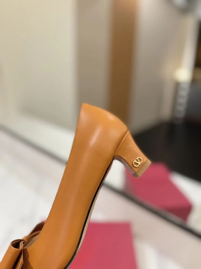 Stylish Valentino Heeled Shoes 36694