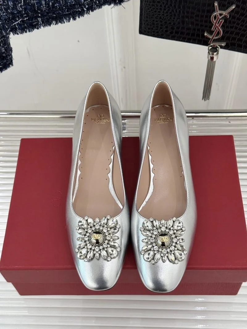 Valentino Heeled Shoes Versatile 36468