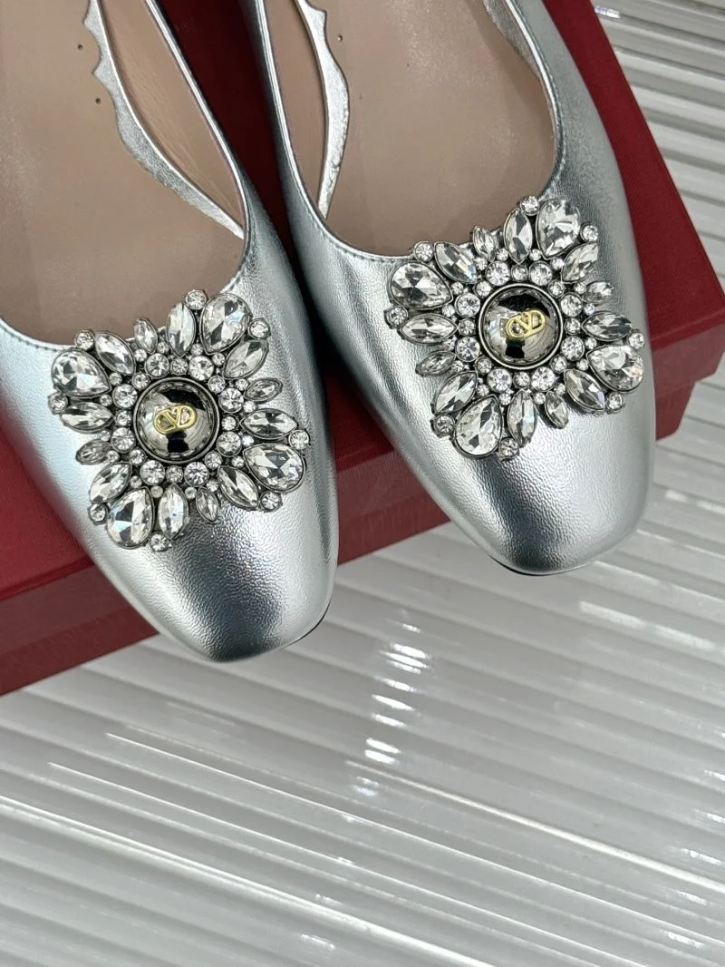 Valentino Heeled Shoes Versatile 36468