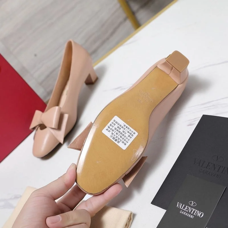 Valentino Heeled Shoes FastDry 37139