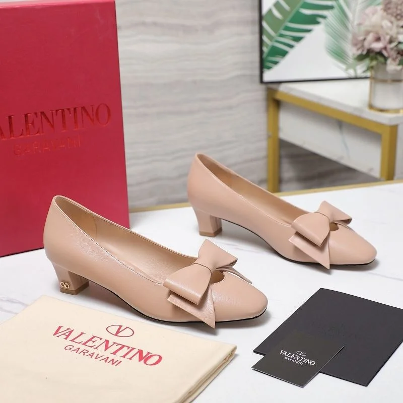 Valentino Heeled Shoes FastDry 37139