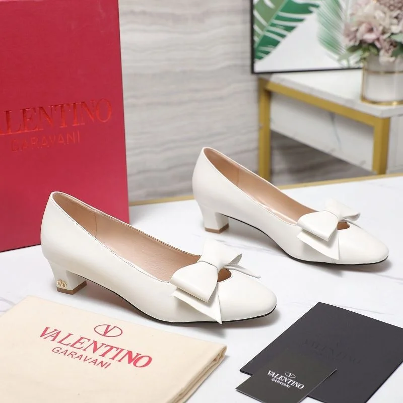 Bold Valentino Heeled Shoes 37133