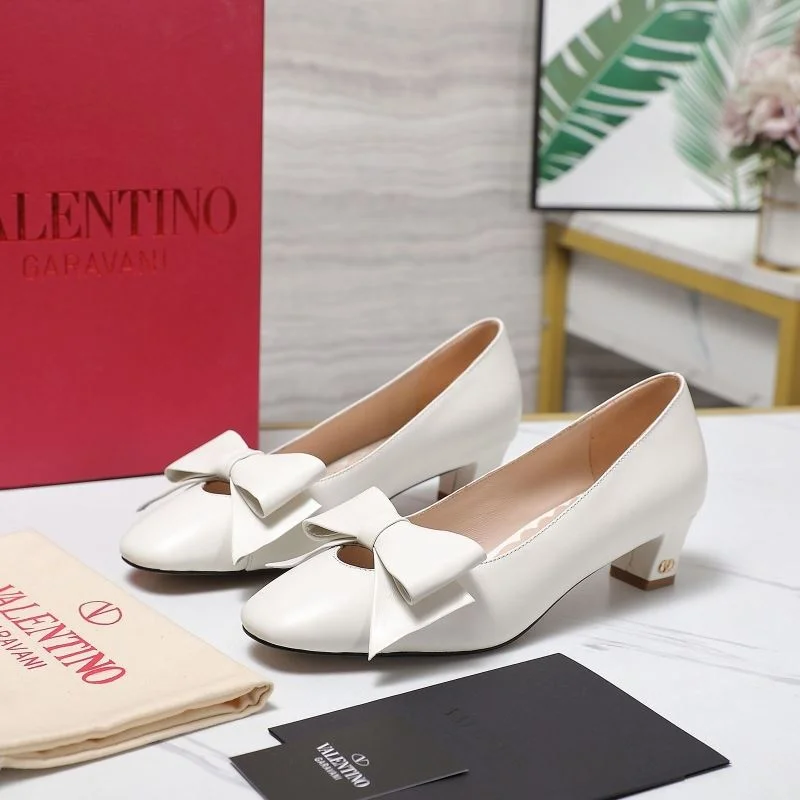 Bold Valentino Heeled Shoes 37133