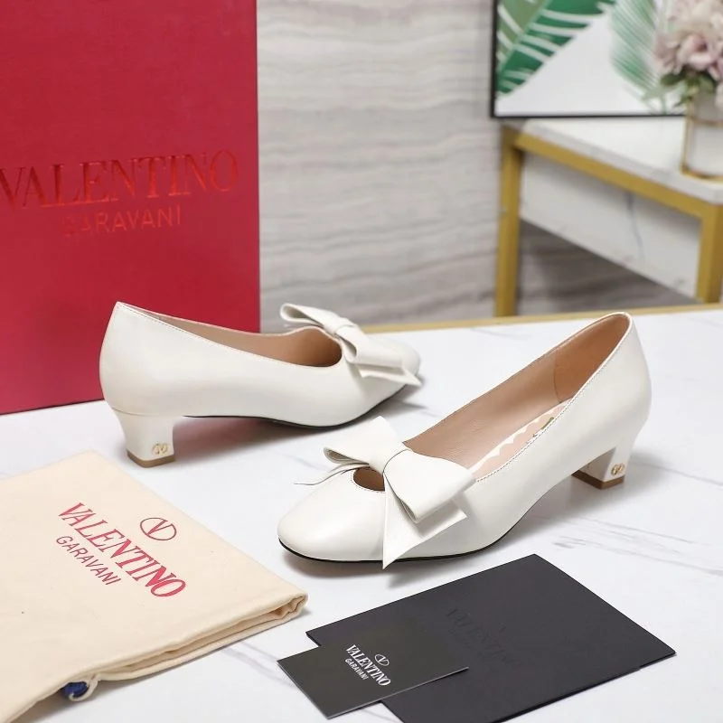 Bold Valentino Heeled Shoes 37133
