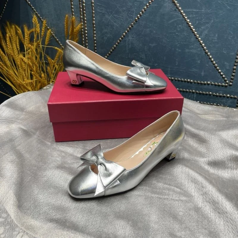 HighQuality Valentino Heeled Shoes 37122