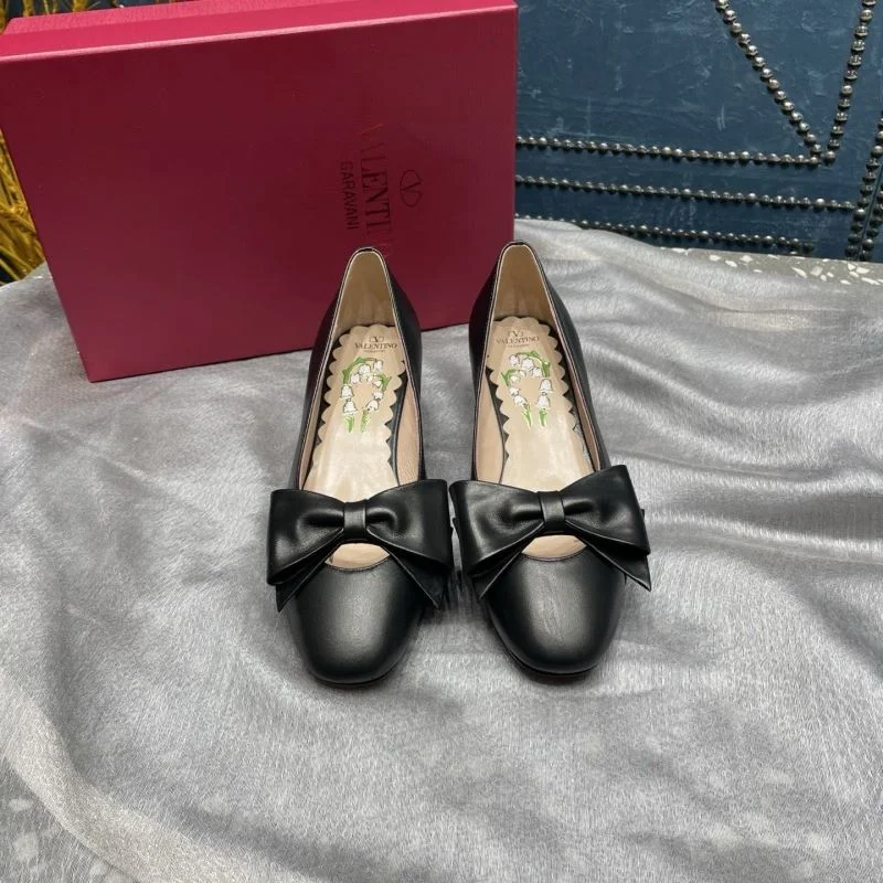 Chic Valentino Heeled Shoes 37118