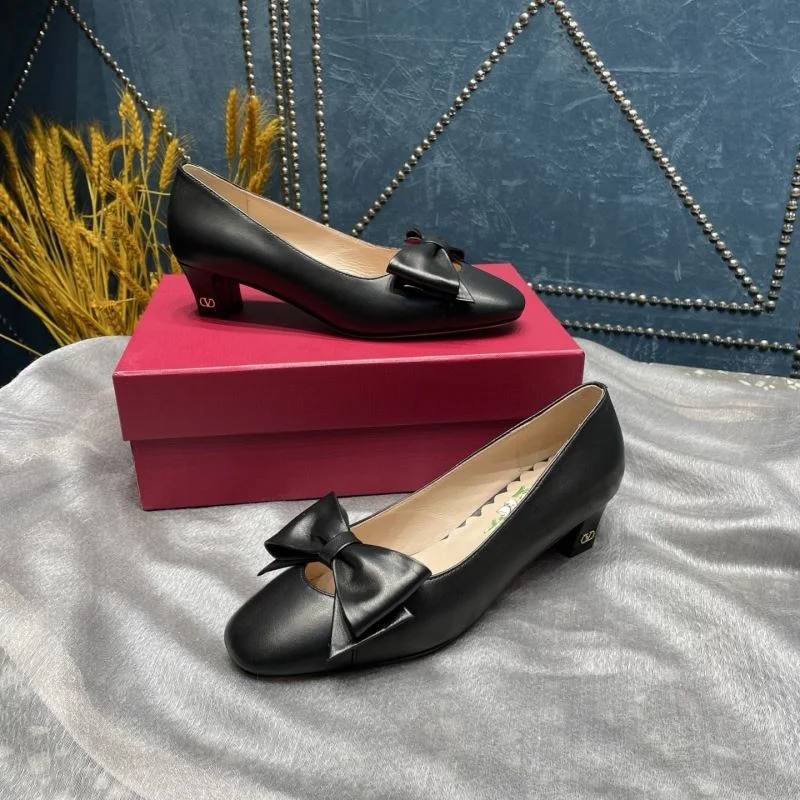 Chic Valentino Heeled Shoes 37118