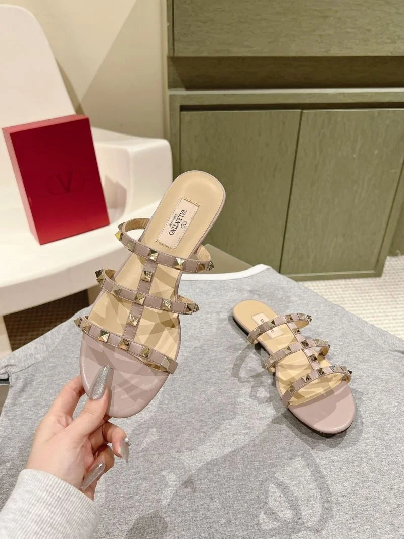 Valentino Heeled Shoes Soft 37115