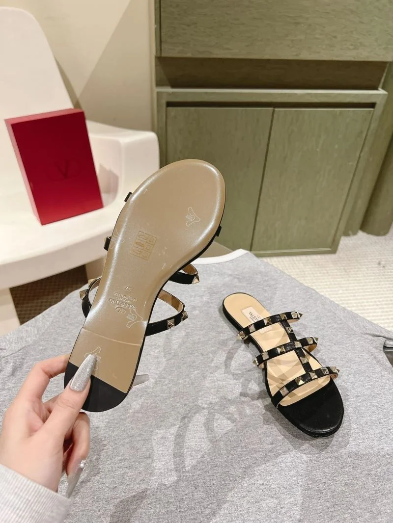 Trendy Valentino Heeled Shoes 37121