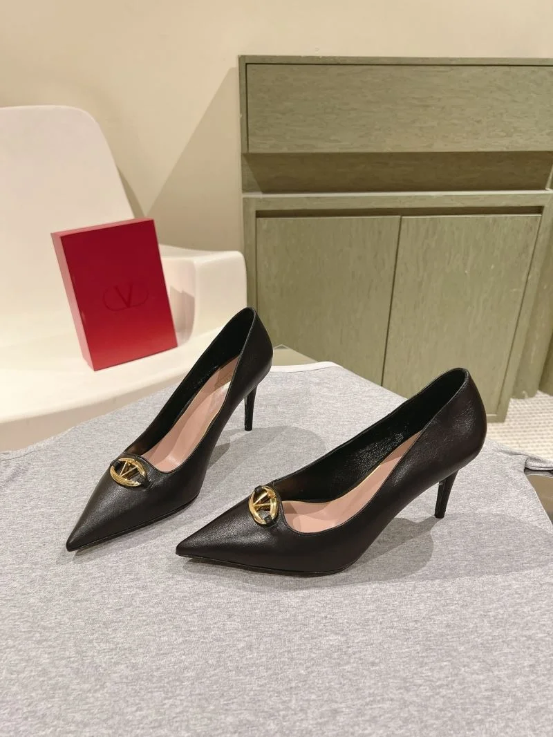 Valentino Heeled Shoes Durable 37073