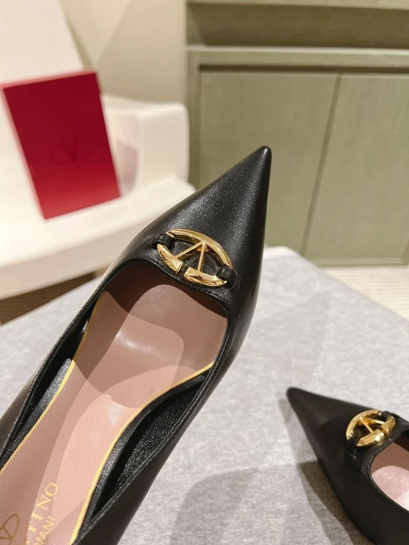 Valentino Heeled Shoes Durable 37073