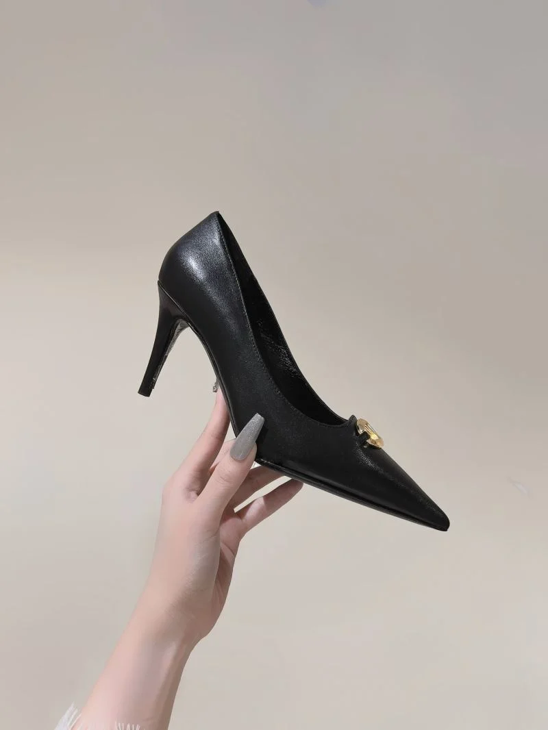 Valentino Heeled Shoes Durable 37073