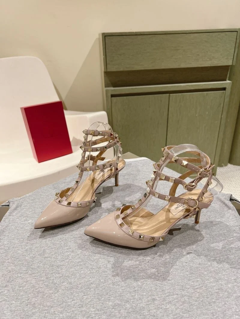 Valentino Heeled Shoes Cozy 37093