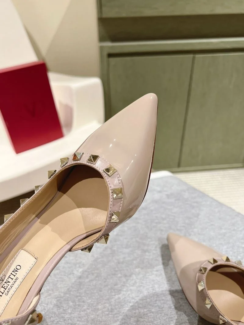 Valentino Heeled Shoes ModernLook 37079