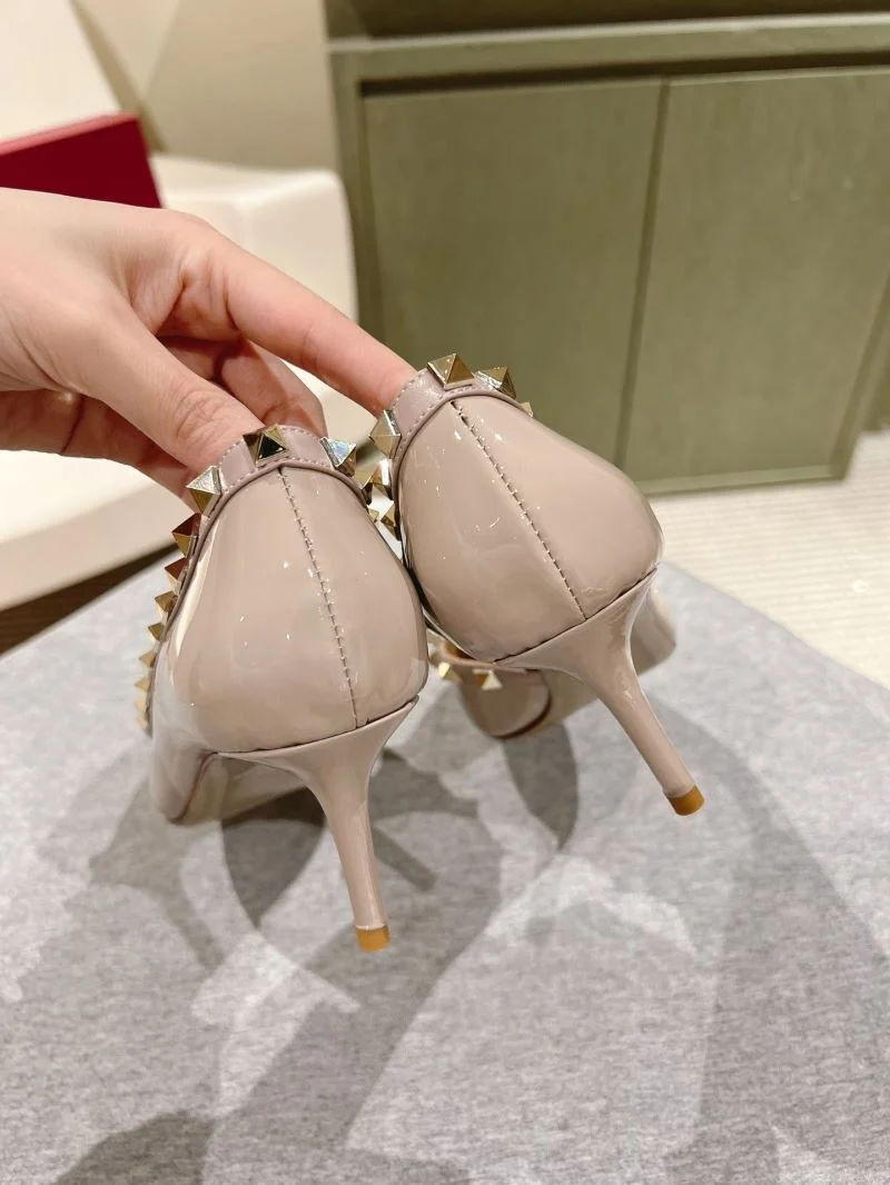 Valentino Heeled Shoes ModernLook 37079