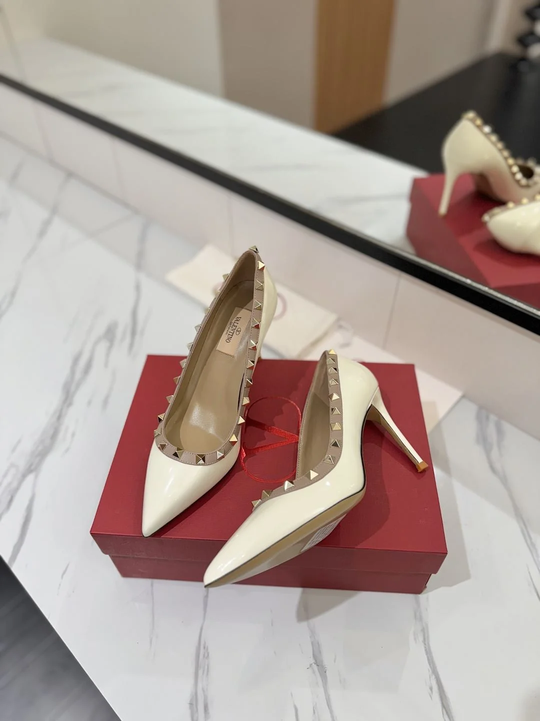 Seasonal Valentino Heeled Shoes 36217
