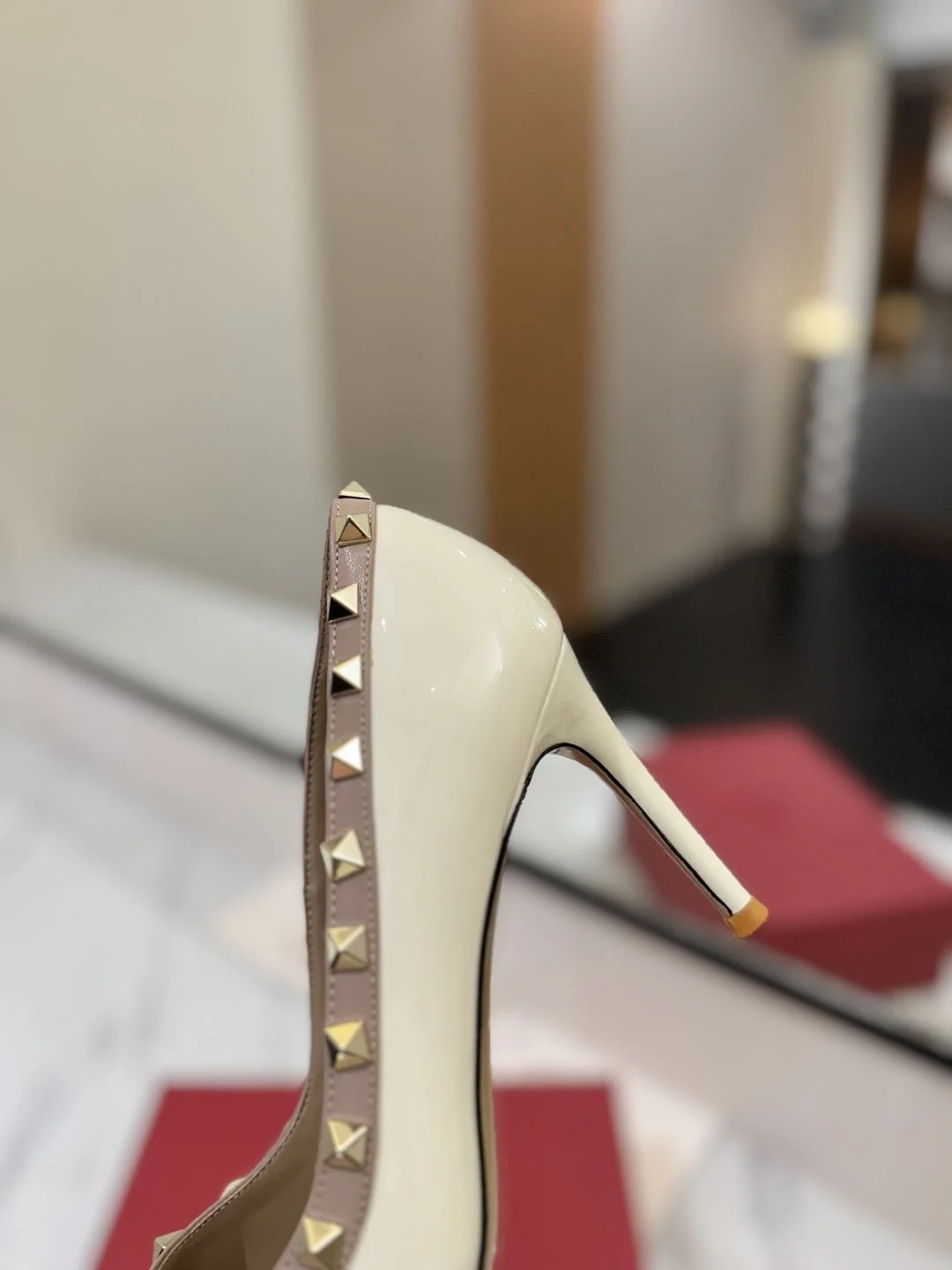 Seasonal Valentino Heeled Shoes 36217