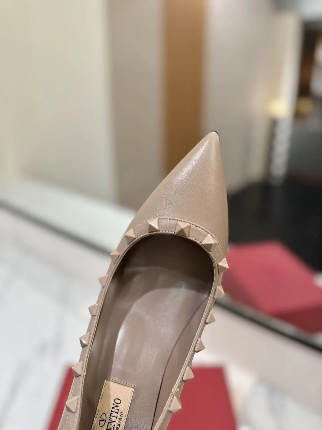Valentino Heeled Shoes Durable 36218
