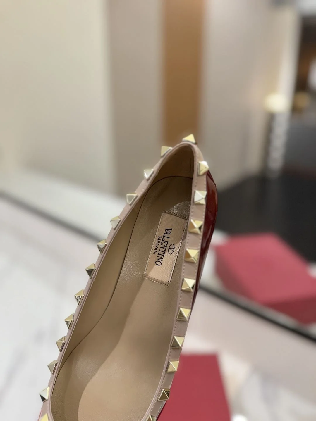 Valentino Heeled Shoes TimelessDesign 36203