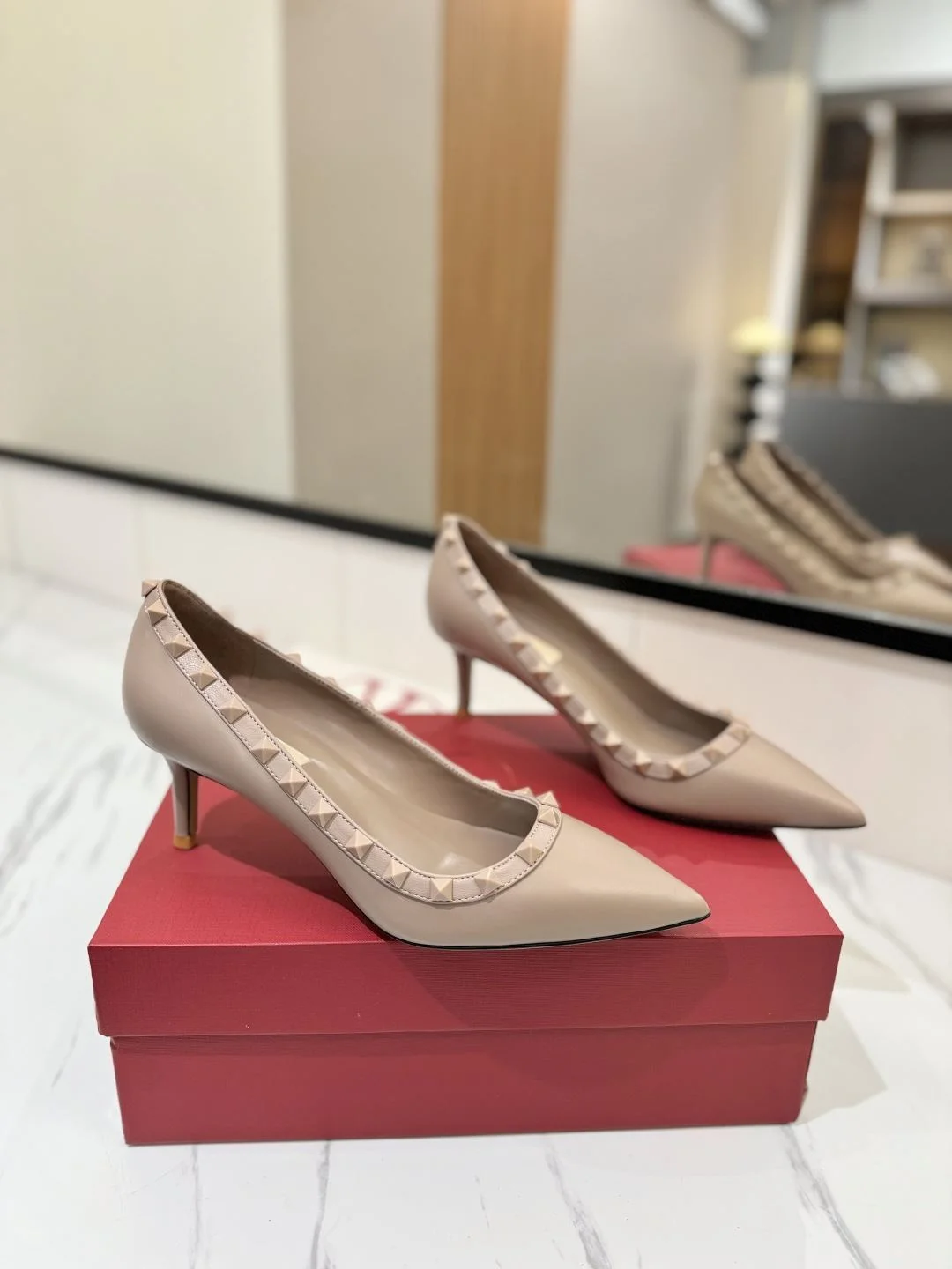 AllSeason Valentino Heeled Shoes 36192
