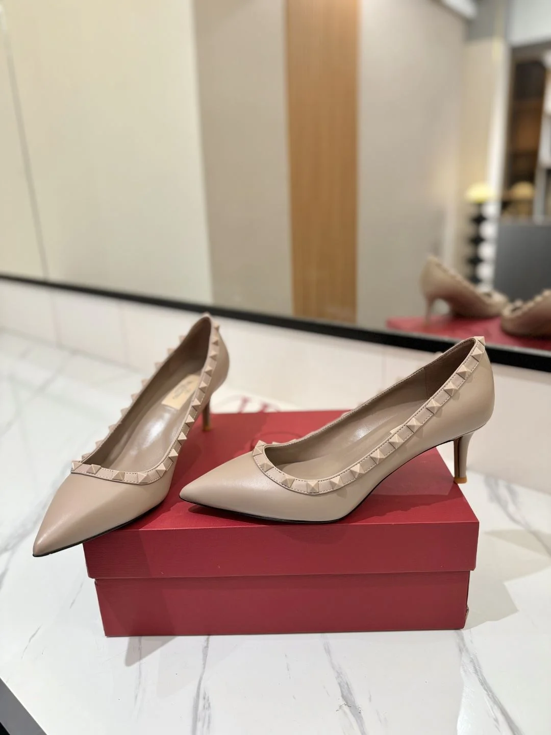 AllSeason Valentino Heeled Shoes 36192